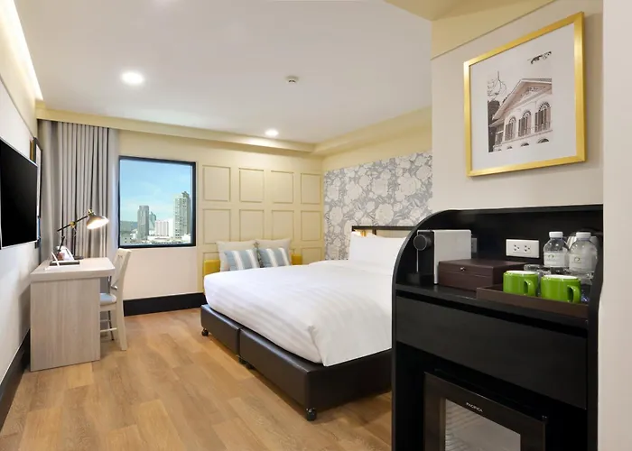 Hotel Oakwood &