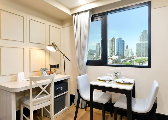 Oakwood & Hotel 4*